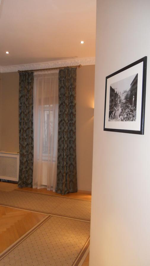 Old Town Apartments Львов Экстерьер фото